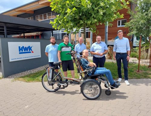 Spenden ermöglichen Rollstuhlfahrrad für HWK Rheinstetten
